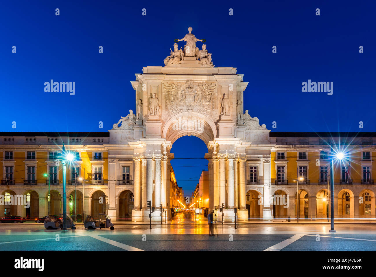Rua Augusta Arch In Lisbon Portugal At Night Stock Photo Alamy