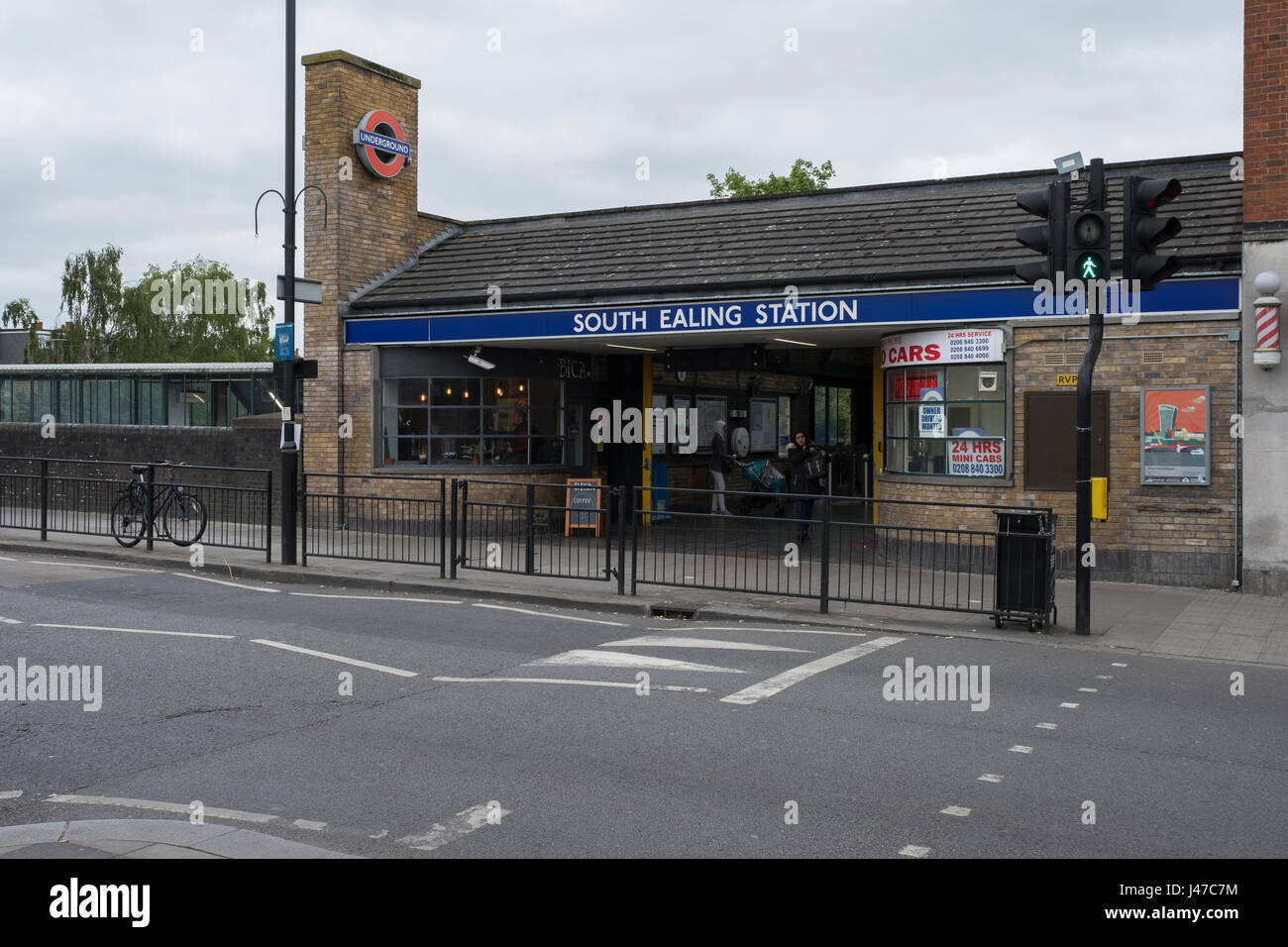 South Ealing station Stock Photo