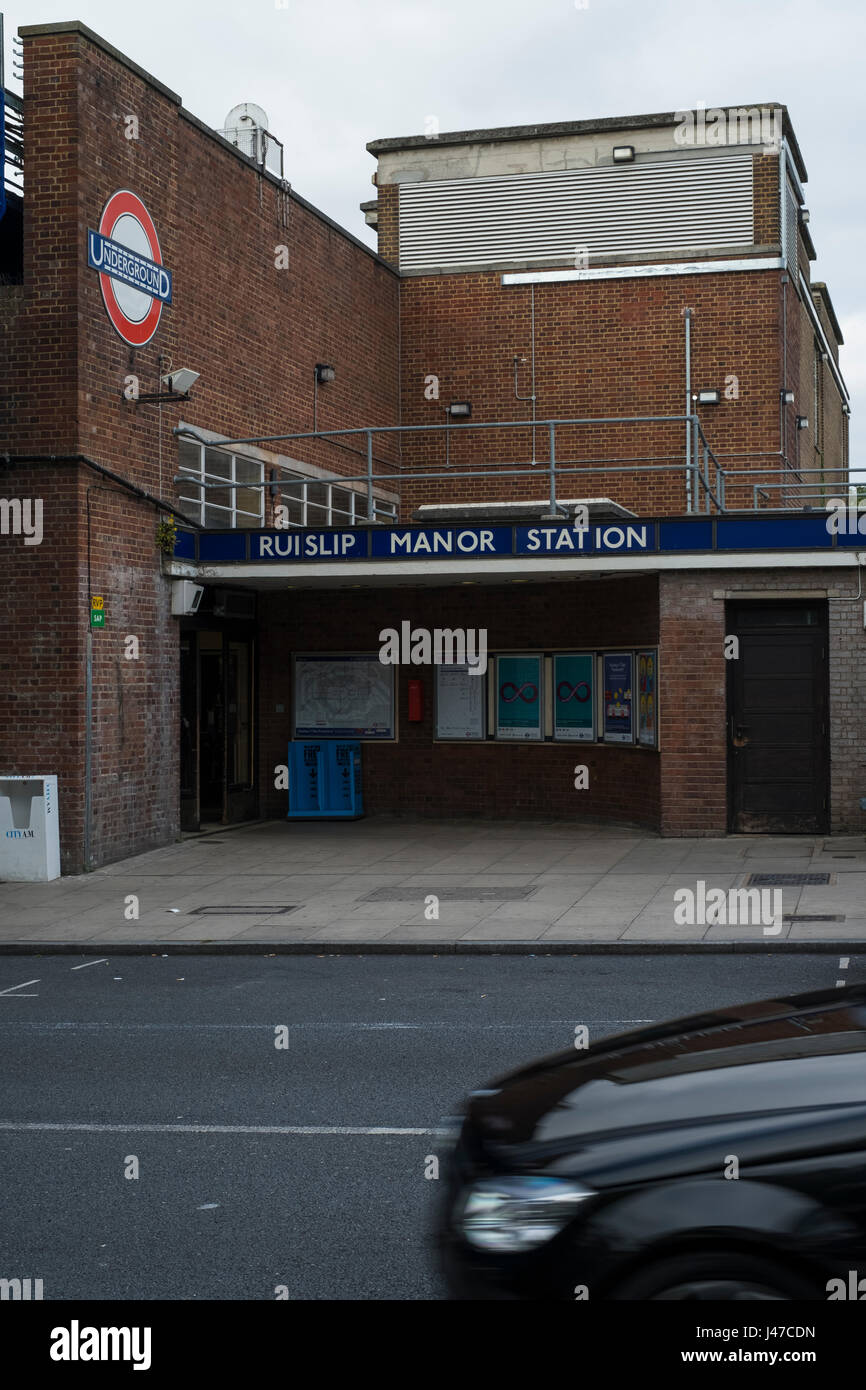 Ruislip Manor station Stock Photo Alamy