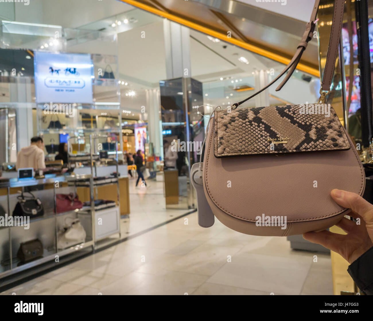 Coach handbags hi-res stock photography and images - Page 2 - Alamy