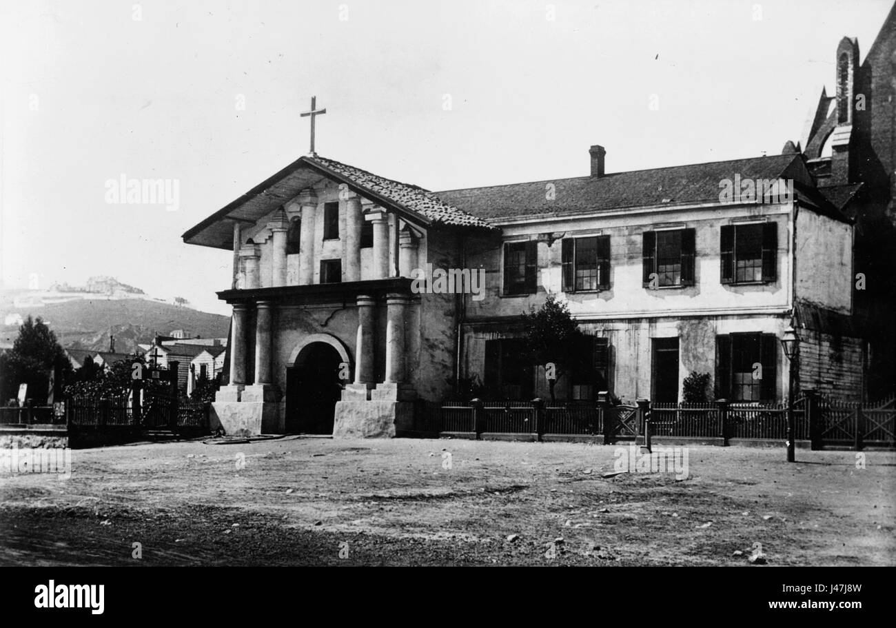 Spanish missions in california Black and White Stock Photos & Images - Alamy