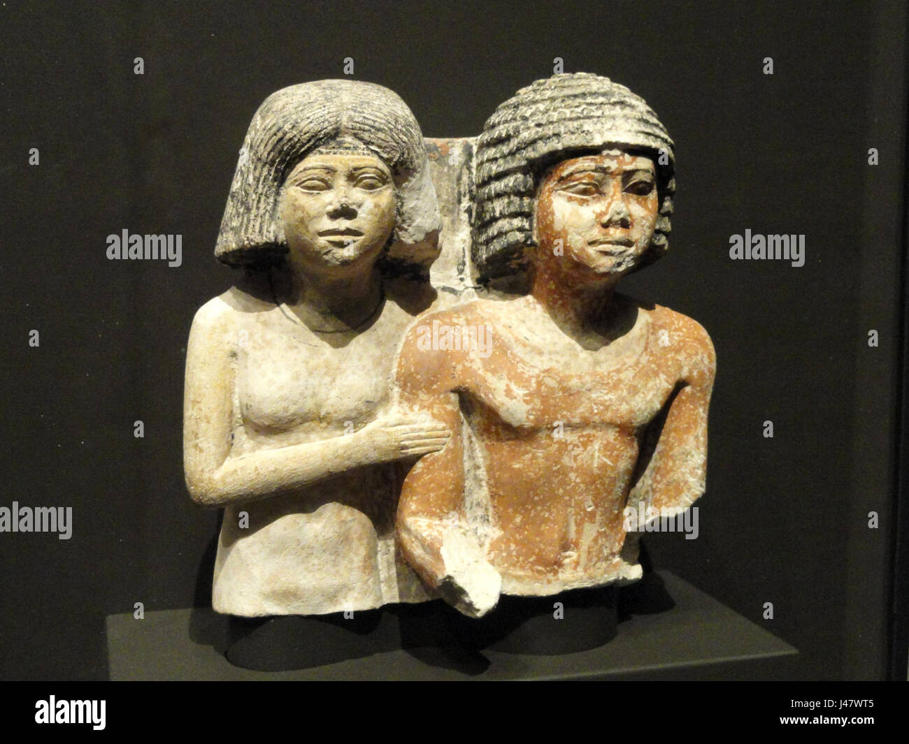 Nobleman and his wife, Egypt, Old Kingdom, 5th Dynasty, 2494 2345 BCE   Nelson Atkins Museum of Art   DSC08100 Stock Photo