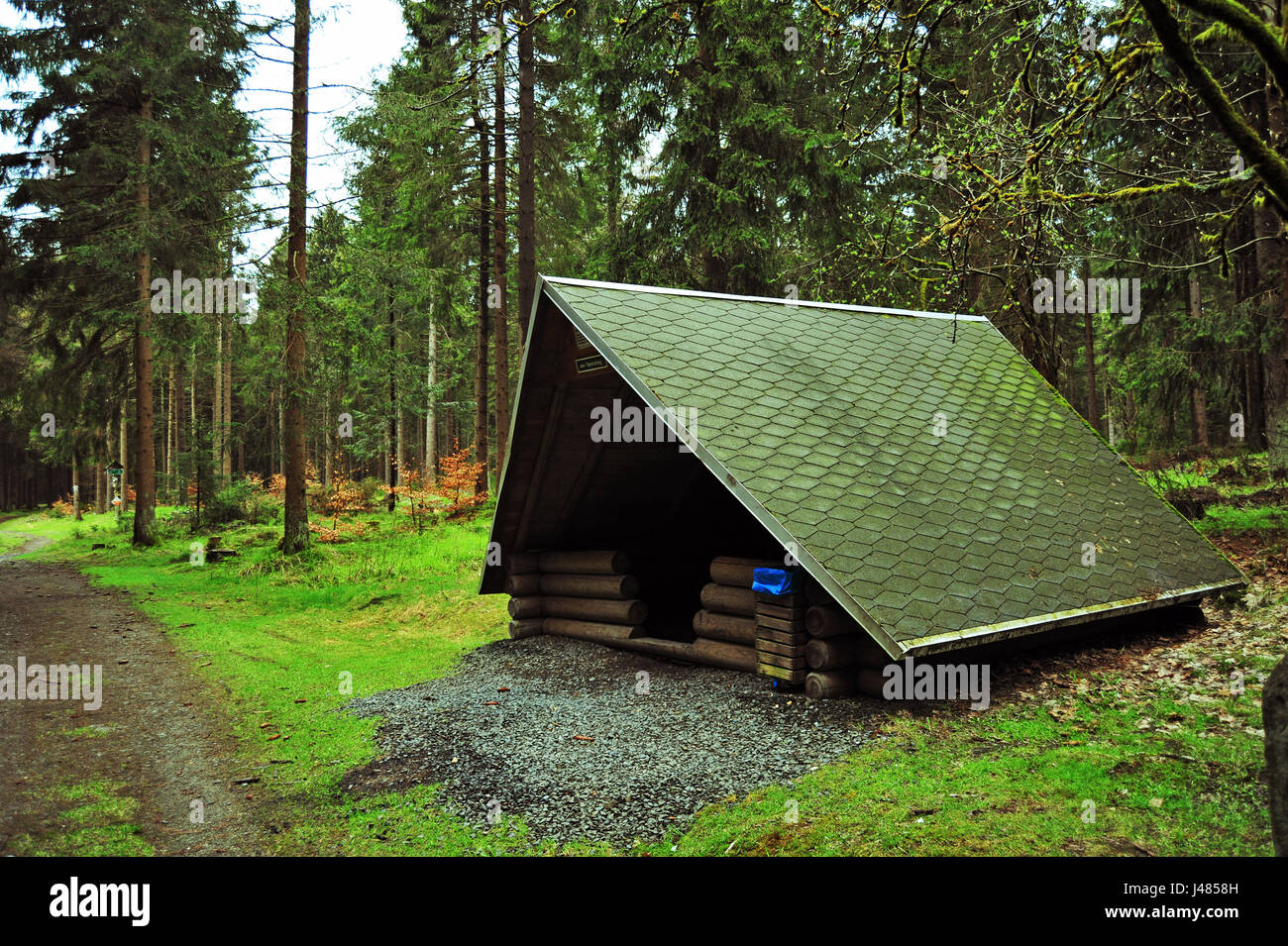 Schutzhütte am Rennsteig, Thüringer Wald, Deutschland Stock Photo