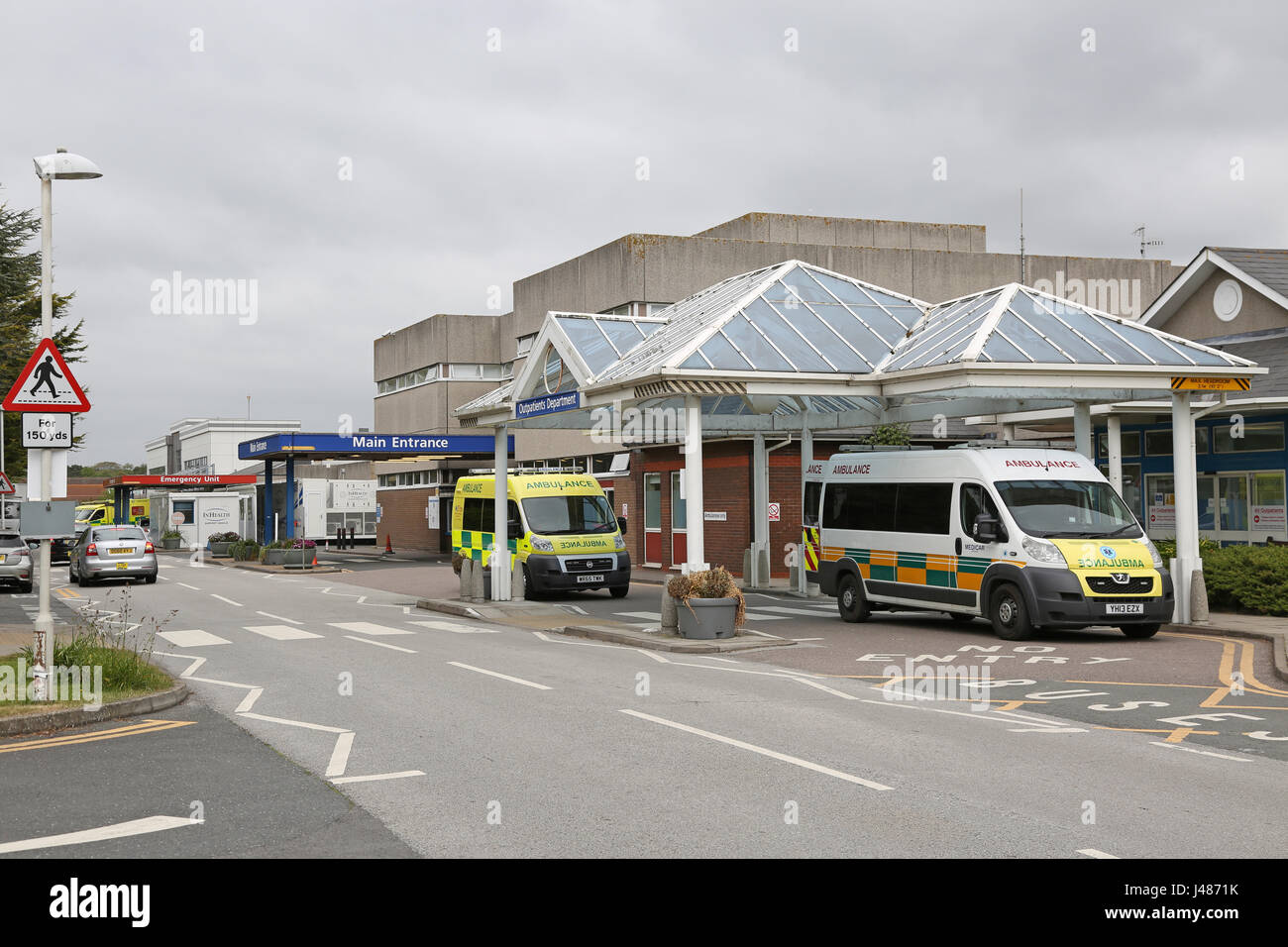 Main entrance to Eastbourne Hospital, Sussex, UK Stock Photo Alamy
