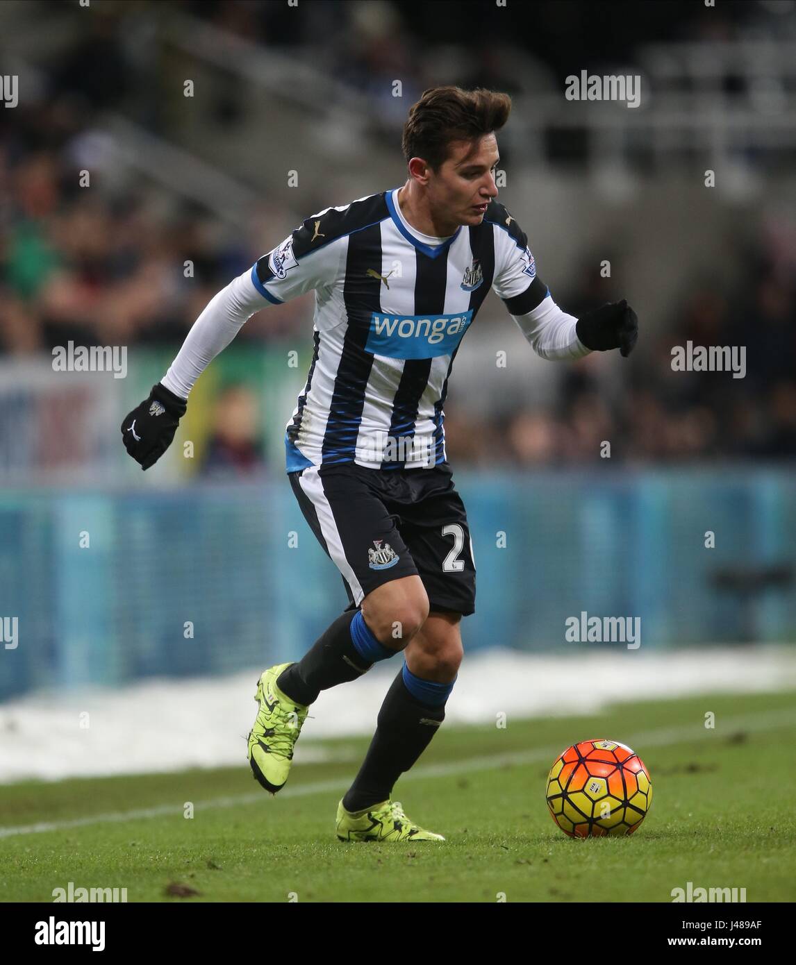 Florian Thauvin Newcastle United Fc Newcastle United Fc St James Park Newcastle England 21 November 2015 Stock Photo Alamy