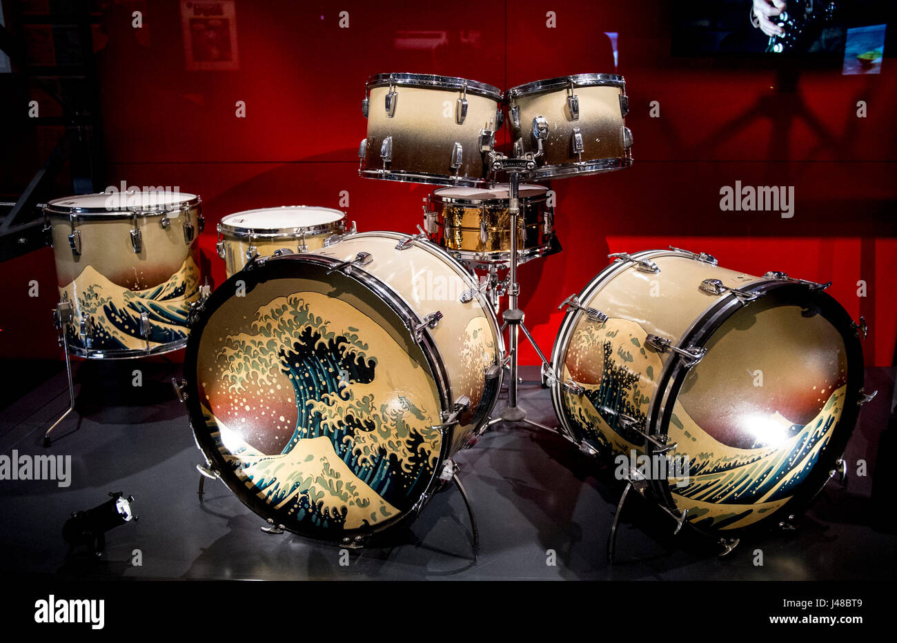 Wave drum kit deals