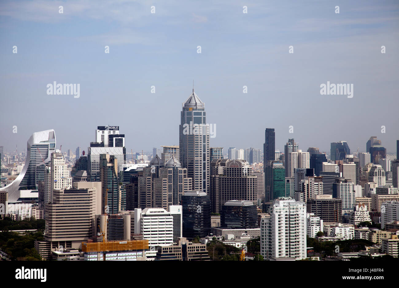 Bangkok buildings hi-res stock photography and images - Alamy
