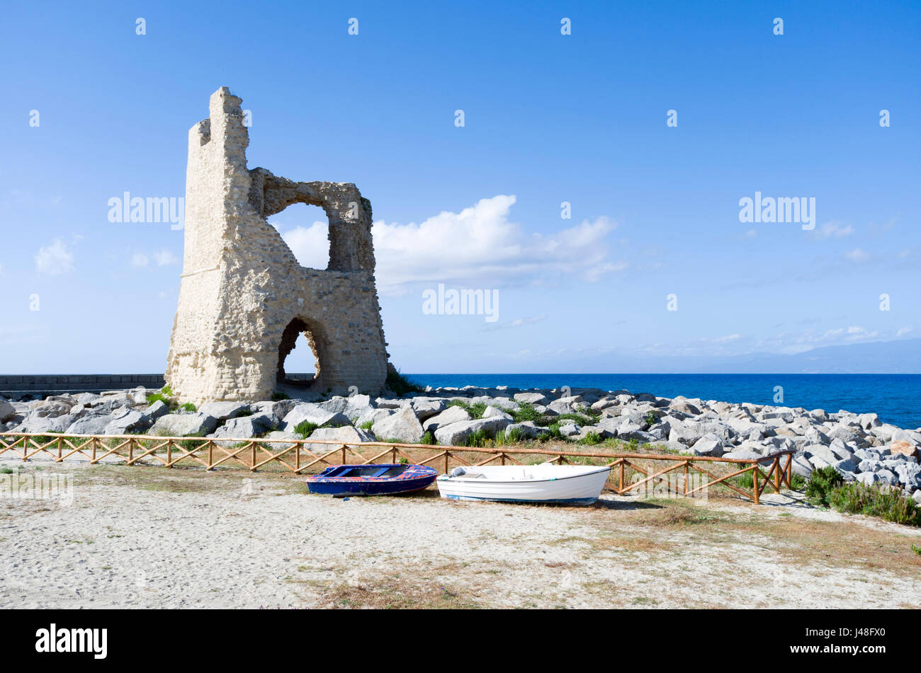 Bratico calabrian coast, la torretta, Briatico Stock Photo - Alamy