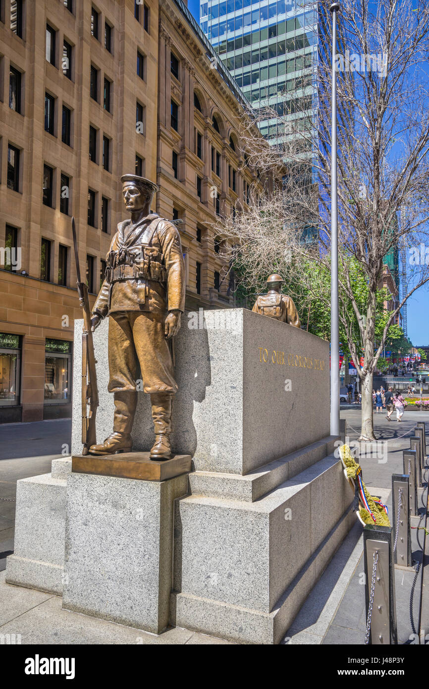 Australia, New South Wales, Sydney, Martin Place, bronce statue of a sailor guarding the Sydney Centotaph World War I monument Stock Photo