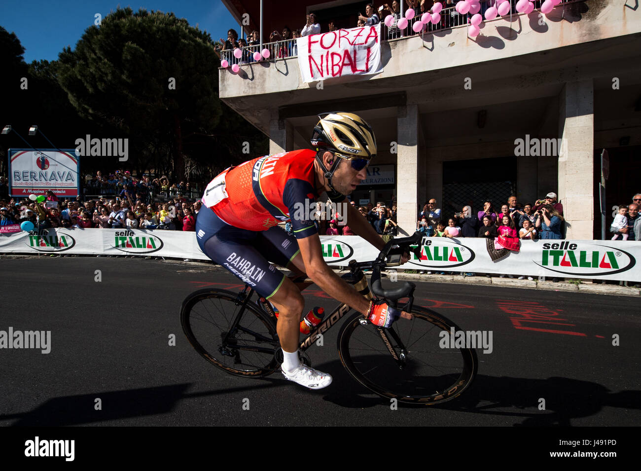 Messina, Italy. 10th May, 2017. Vincenzo Nibali during of stage 5 of the Giro d'Italia in Messina, Italy. Credit: Simon Gill/Alamy Live News Stock Photo