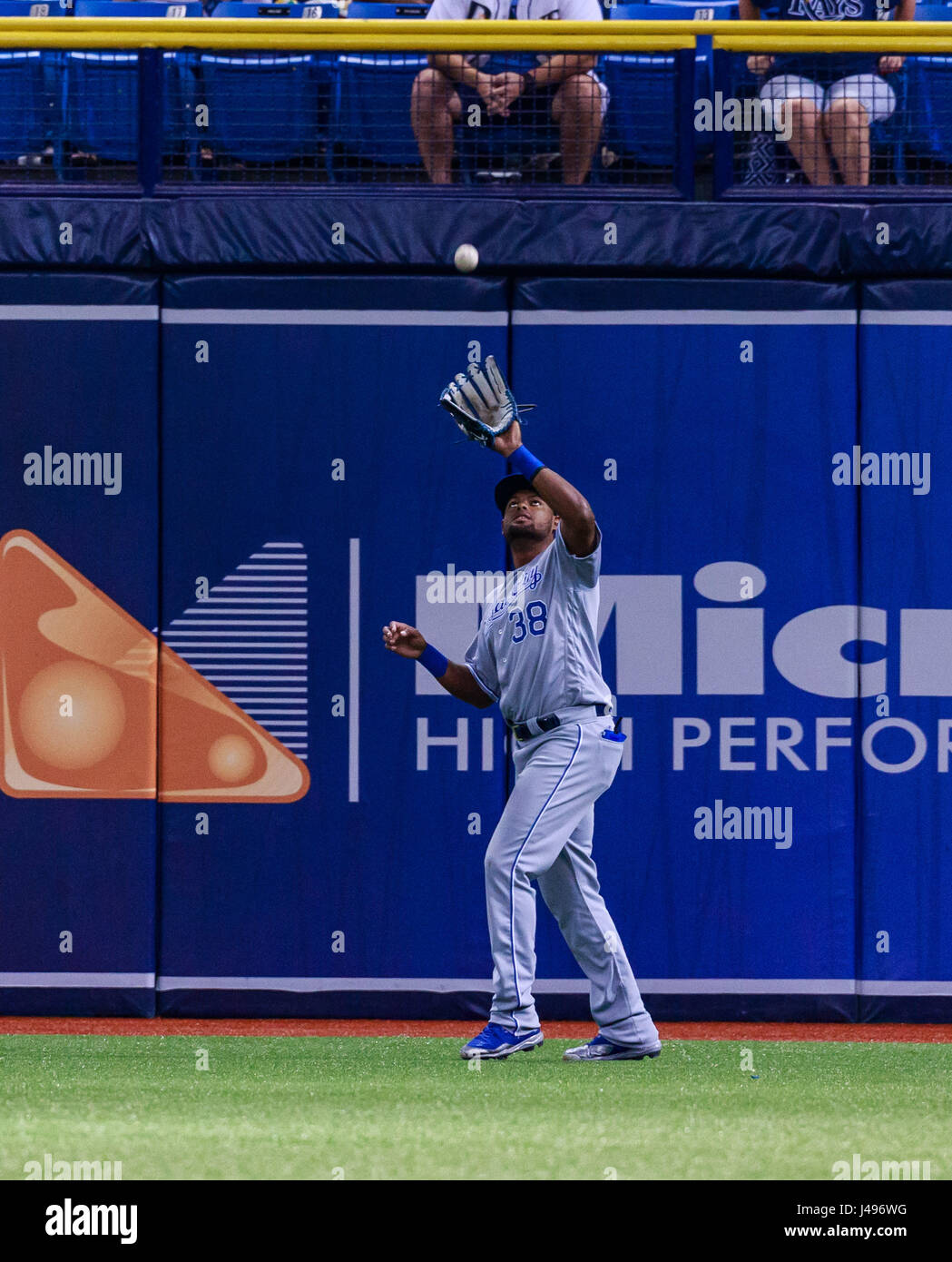 _xdm7252 hires stock photography and images Alamy