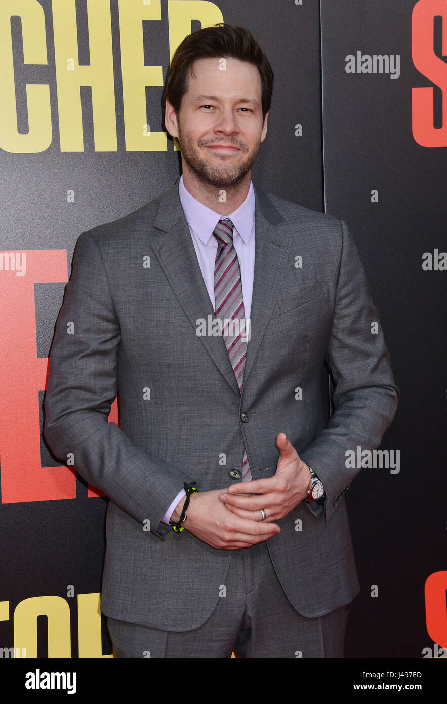 Ike barinholtz hi-res stock photography and images - Alamy