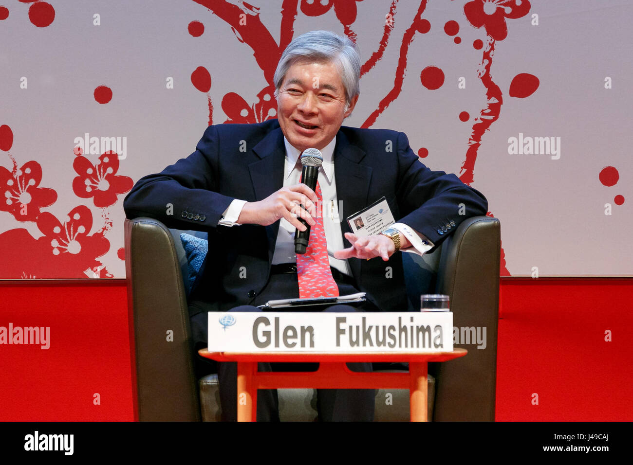Tokyo, Japan. 11th May, 2017. Center of American Progress Senior Fellow Glen Fukushima speaks during the 2017 Global Summit of Women on May 11, 2017, Tokyo, Japan. The annual Global Summit of Women is being held in Tokyo for the first time with the objective of empowering Japanese women through the speeches of female leaders' from both the private and public sectors. Credit: Aflo Co. Ltd./Alamy Live News Stock Photo