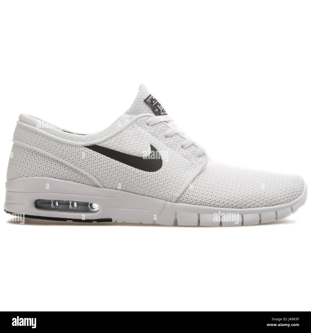 Nike Janoski Max White - 631303-100 Stock Photo Alamy