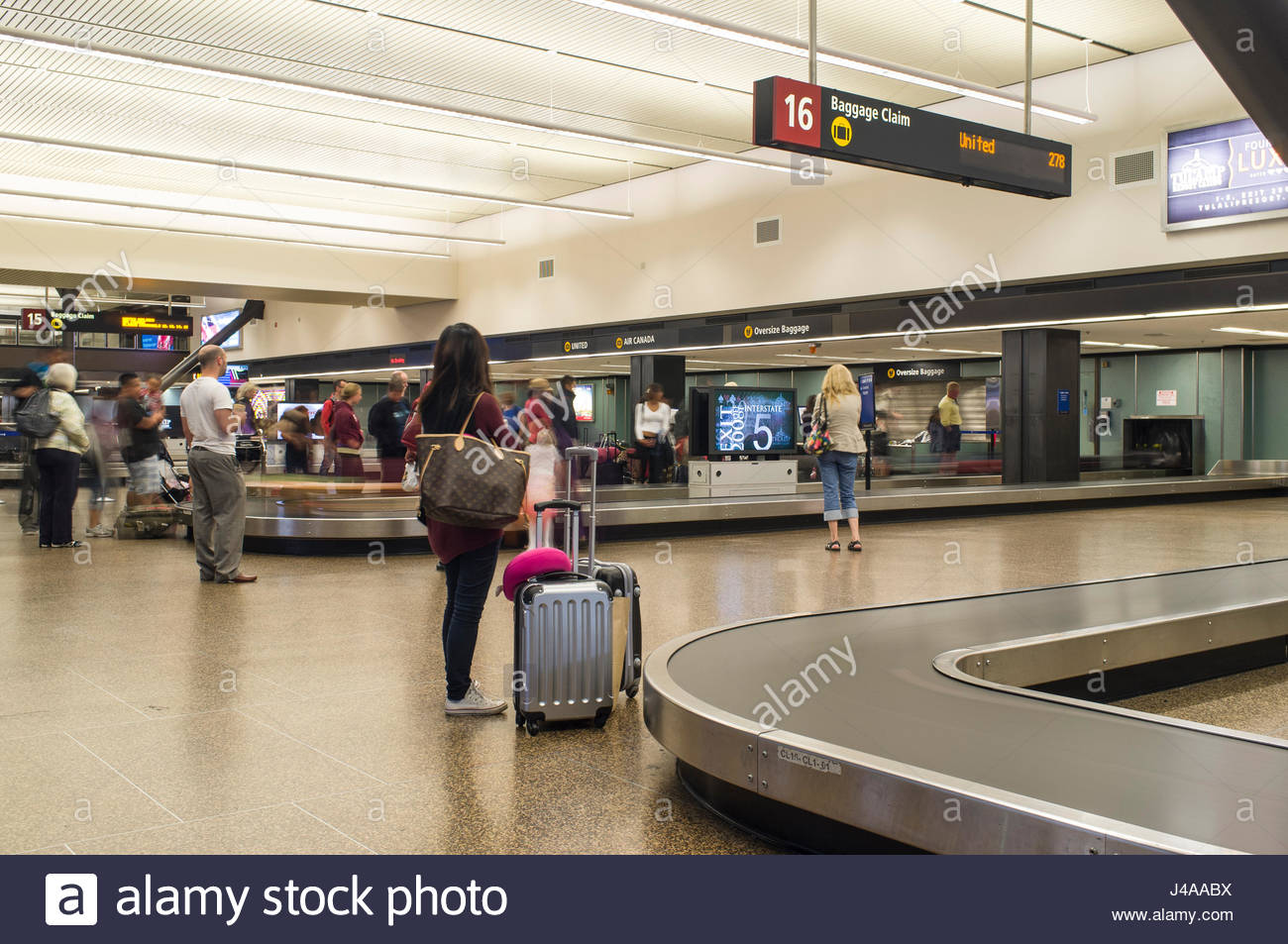 seatac lost baggage