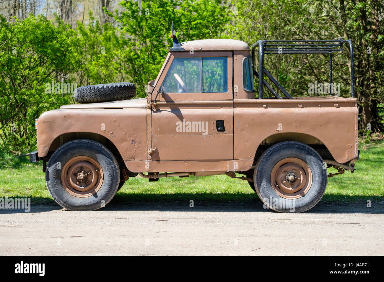 1963, old Land Rover Series IIa, Series 2a, Series 2, 88, pick-up truck, 4x4 all-terrain vehicle, modified, side view, lateral view, profile, 1960s Stock Photo