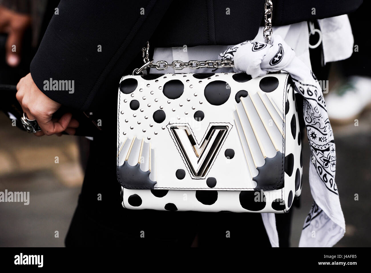 White Louis Vuitton Handbag High Resolution Stock Photography and Images -  Alamy