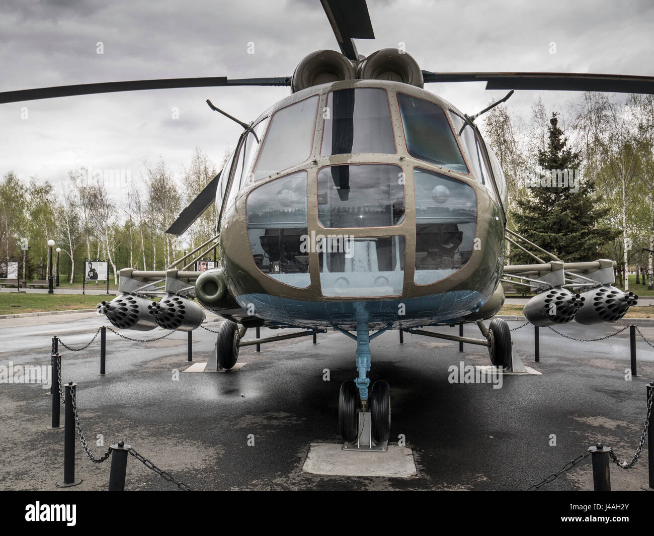 Mil 8 Helicopter Hi res Stock Photography And Images Alamy mil-8-helicopter-hi-res-stock-photography-and-images-alamy
