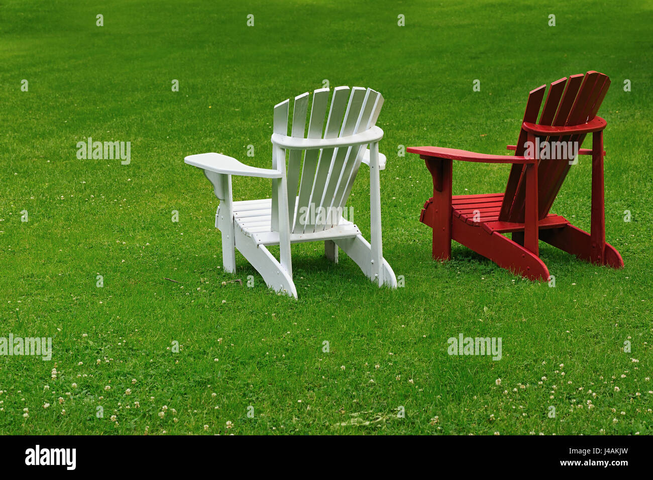 Two red garden chairs hi-res stock photography and images - Alamy
