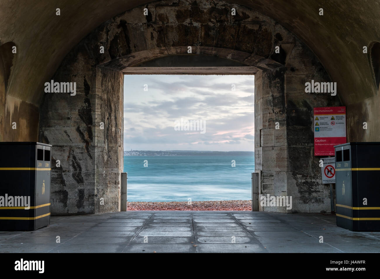 Portsmouth history tunnel hires stock photography and images Alamy