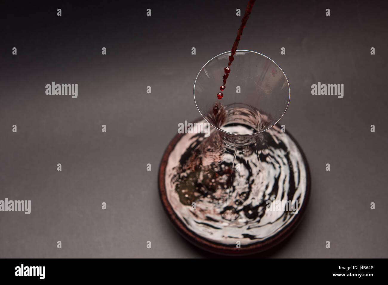 Decanting red wine Stock Photo Alamy