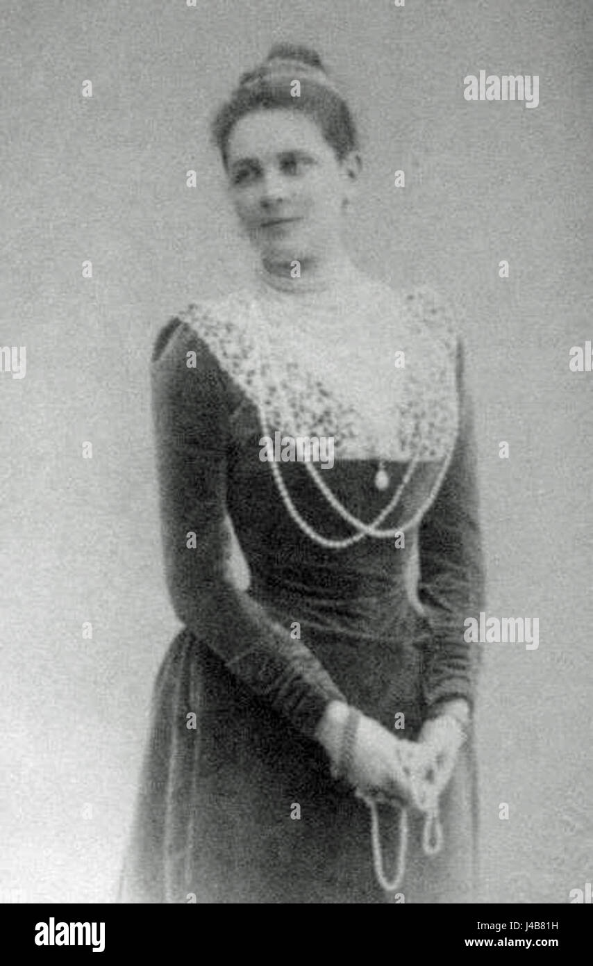 Zinaida yusupova hi-res stock photography and images - Alamy