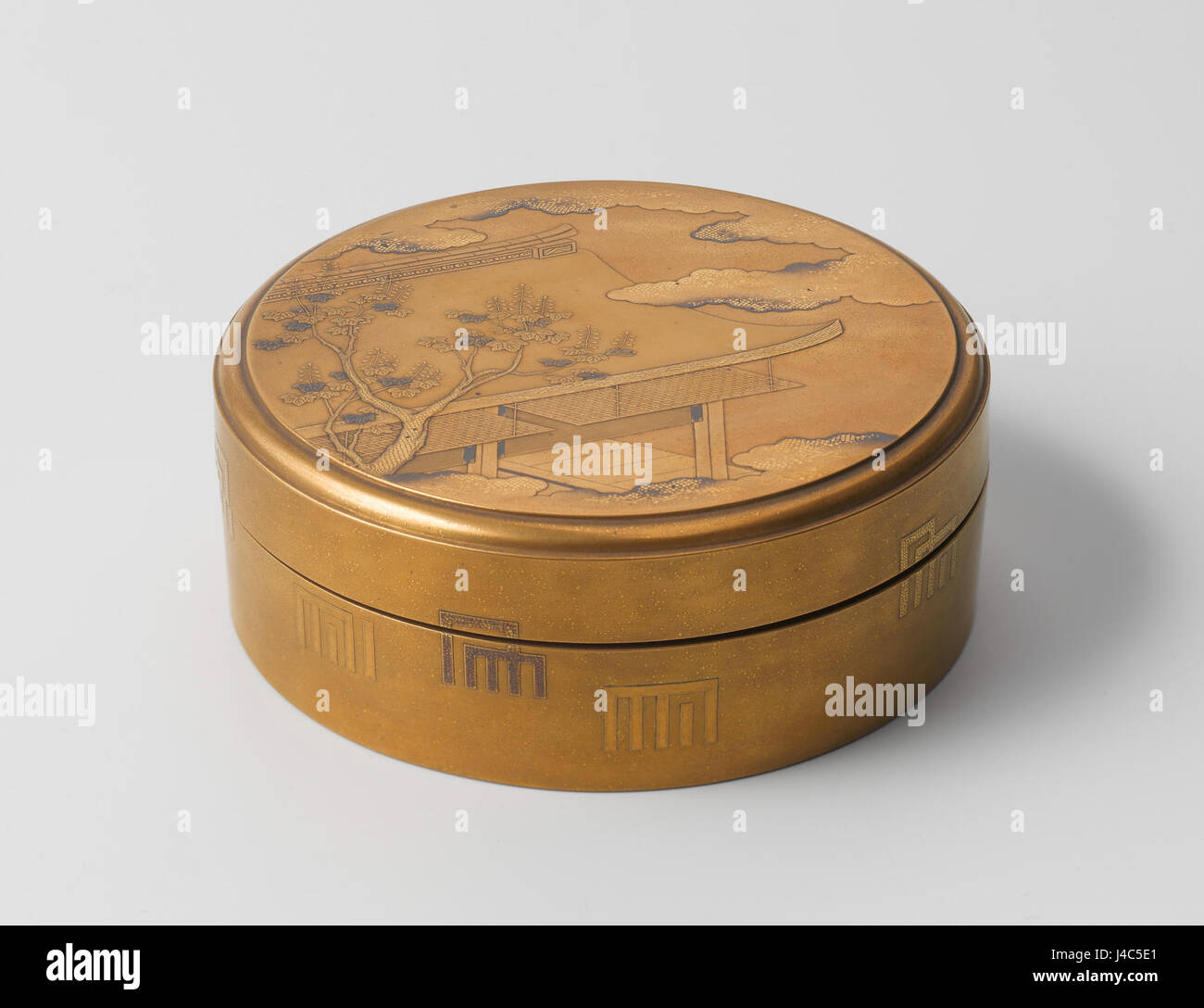 Historical boxes hi-res stock photography and images - Alamy