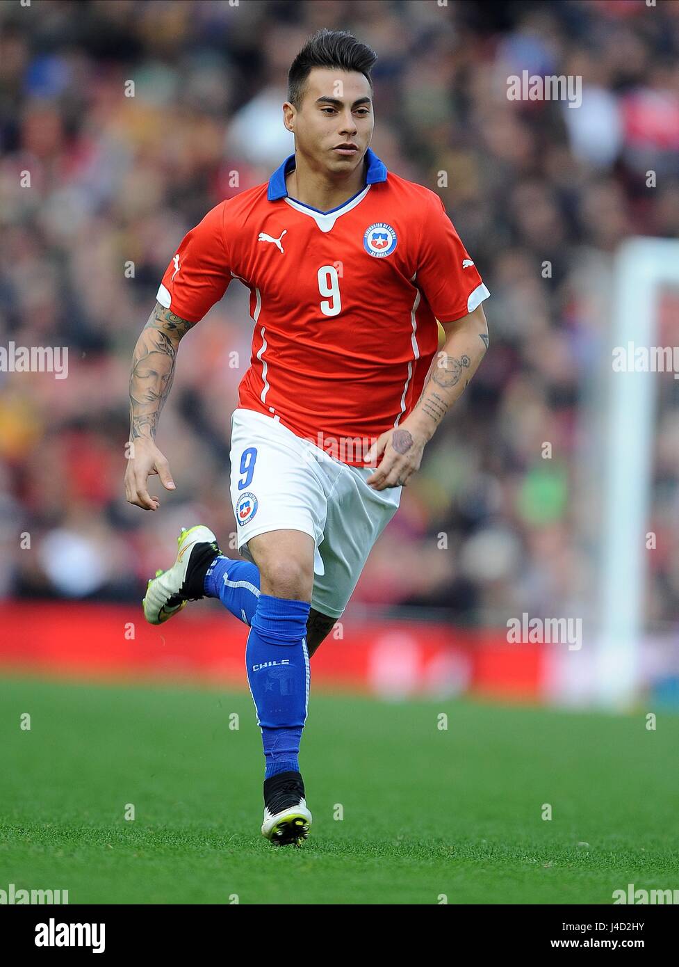 EDUARDO VARGAS OF CHILE BRAZIL V CHILE EMIRATES STADIUM LONDON ENGLAND 29 March 2015 Stock Photo