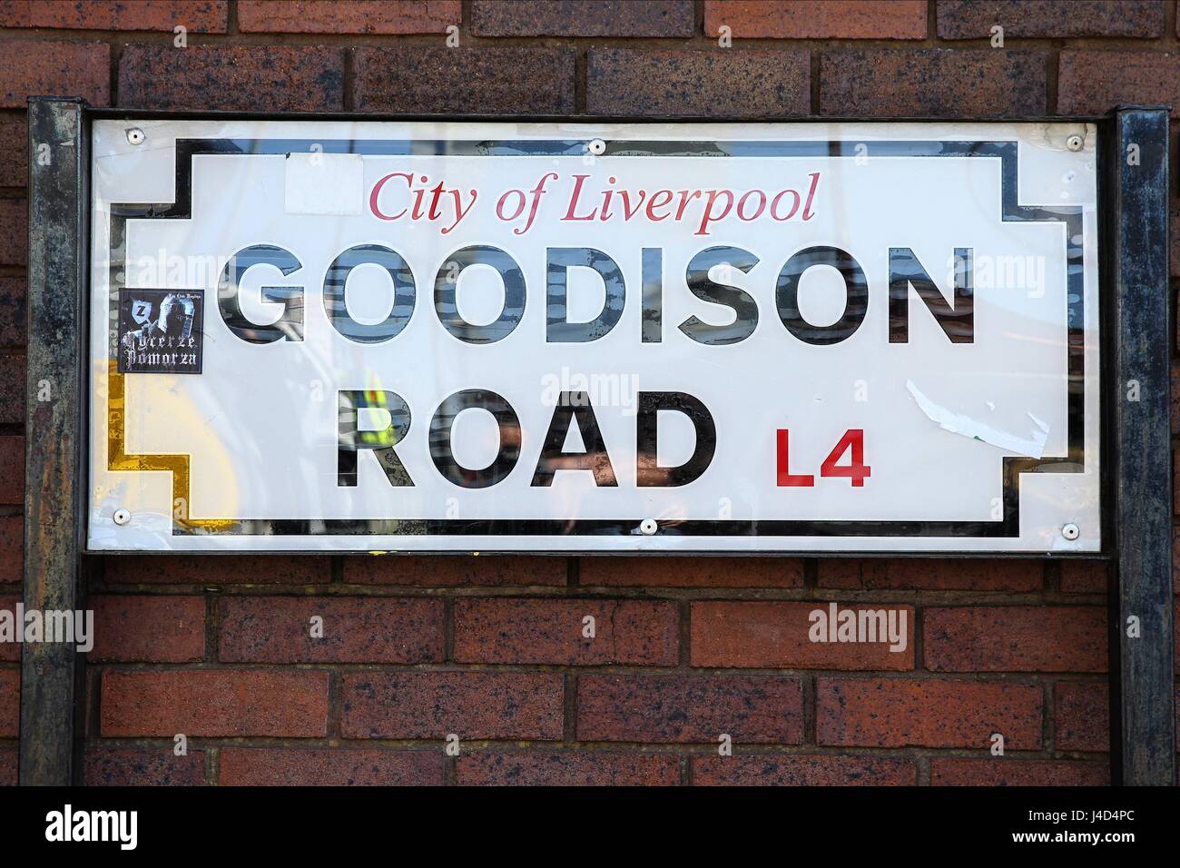 GOODISON ROAD STREET SIGN EVERTON V WATFORD GOODISON PARK EVERTON ENGLAND 08 August 2015 Stock Photo