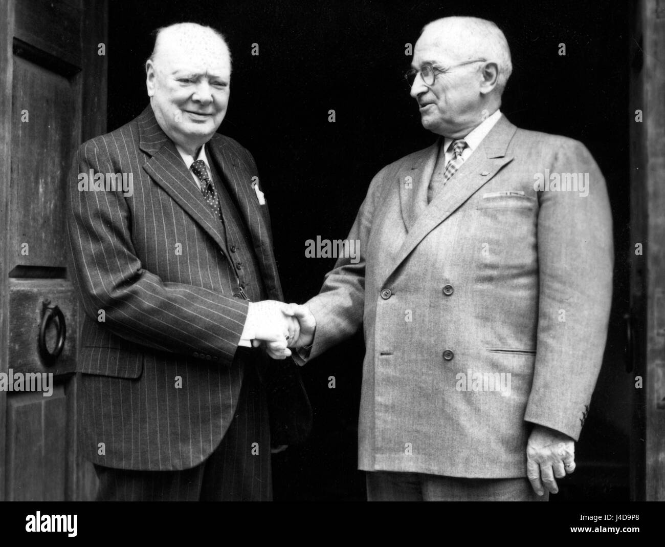 Sir Winston Churchill greets Harry Truman (r), ex-President of the ...