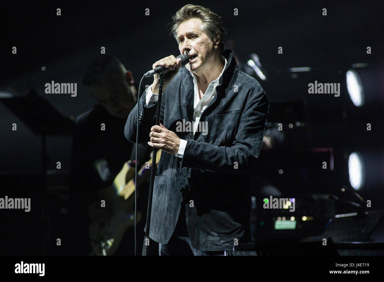 Milan Italy. 11th May 2017. The English singer-songwriter BRYAN FERRY performs live on stage at Teatro Degli Arcimboldi during the 'World Tour 2017' Credit: Rodolfo Sassano/Alamy Live News Stock Photo