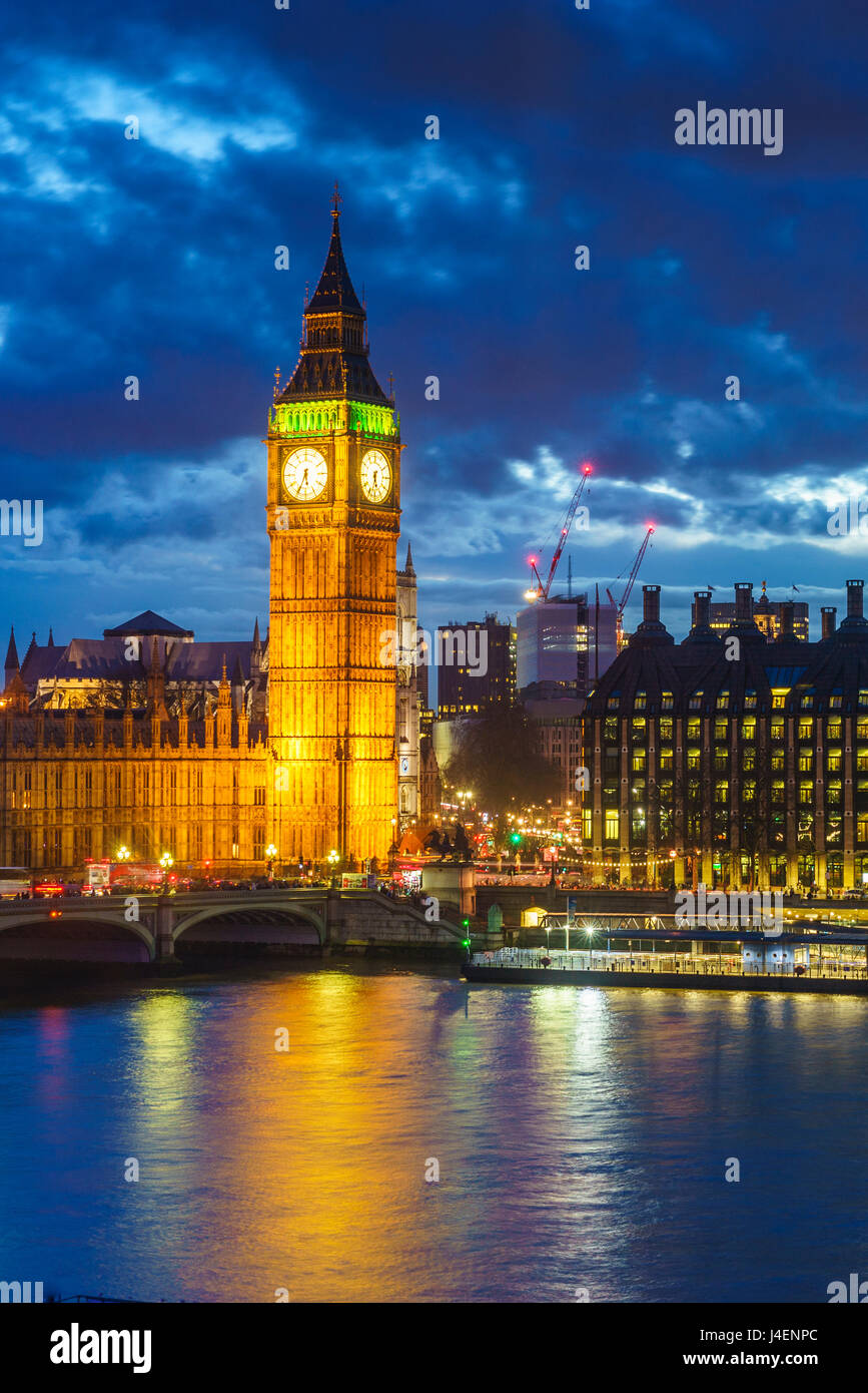 Big Ben (the Elizabeth Tower) and Westminster Bridge at dusk, London, England, United Kingdom, Europe Stock Photo