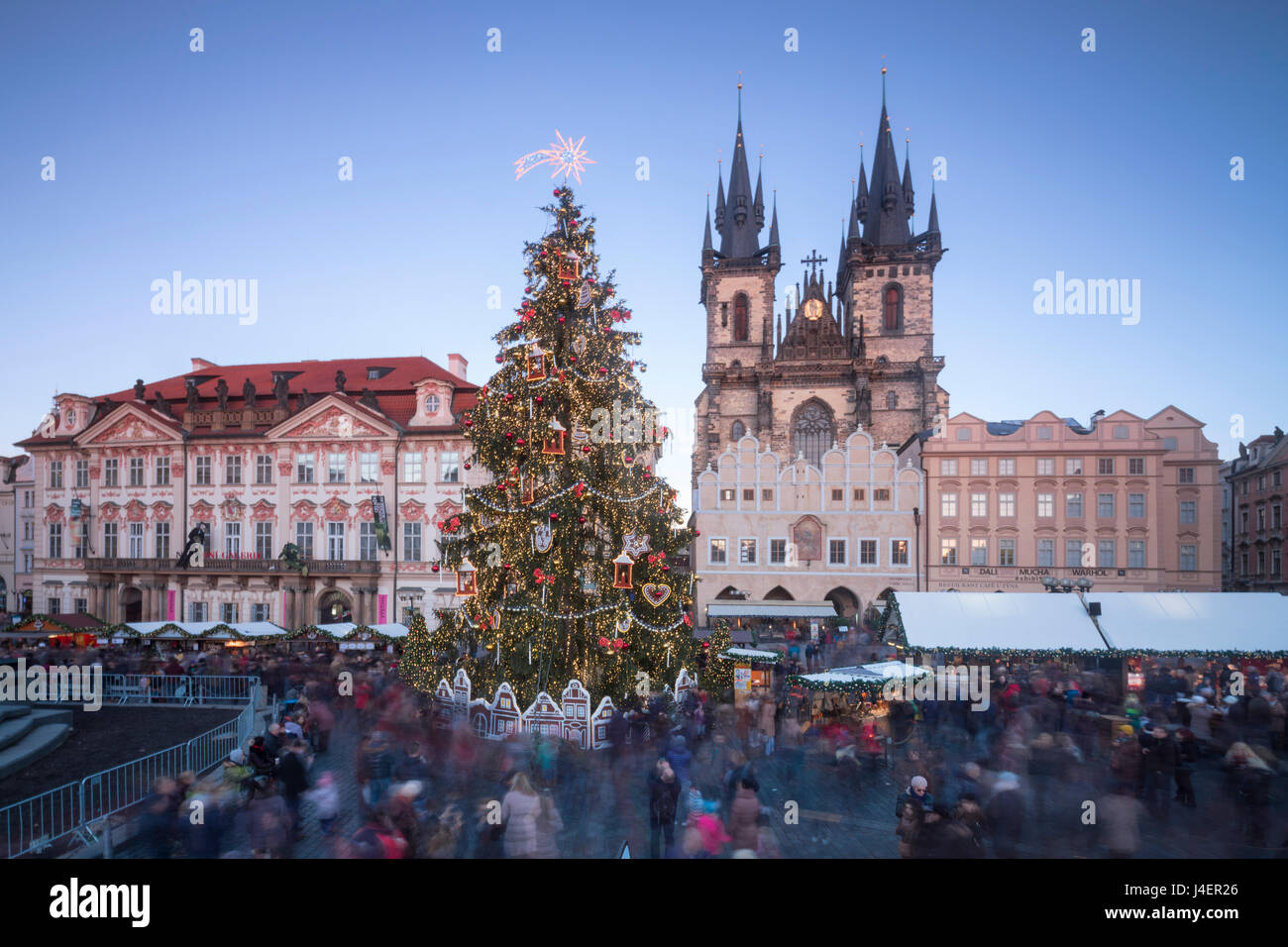 Tourists at the Christmas markets facing the Cathedral of St. Vitus, Old Town Square, UNESCO, Prague, Czech Republic Stock Photo