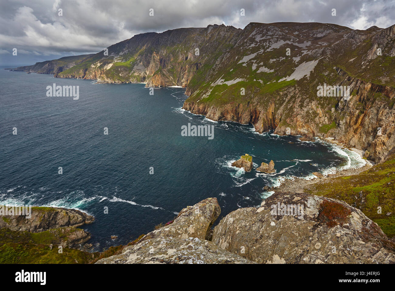The cliffs at Slieve League, near Killybegs, County Donegal, Ulster, Republic of Ireland, Europe Stock Photo