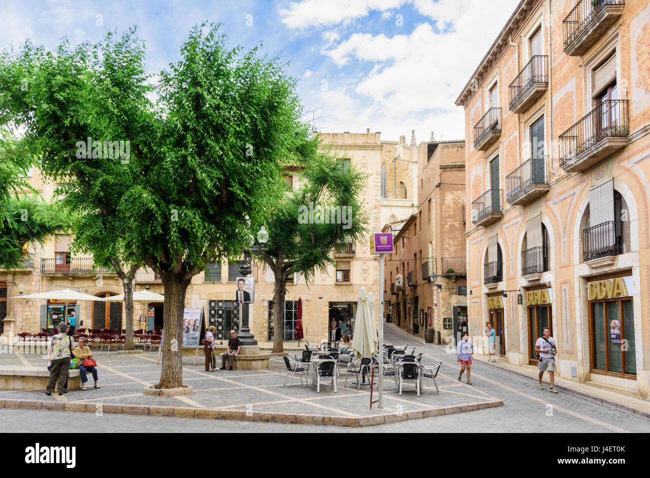 The main town square, Placa Major, in the centre of medieval Montblanc