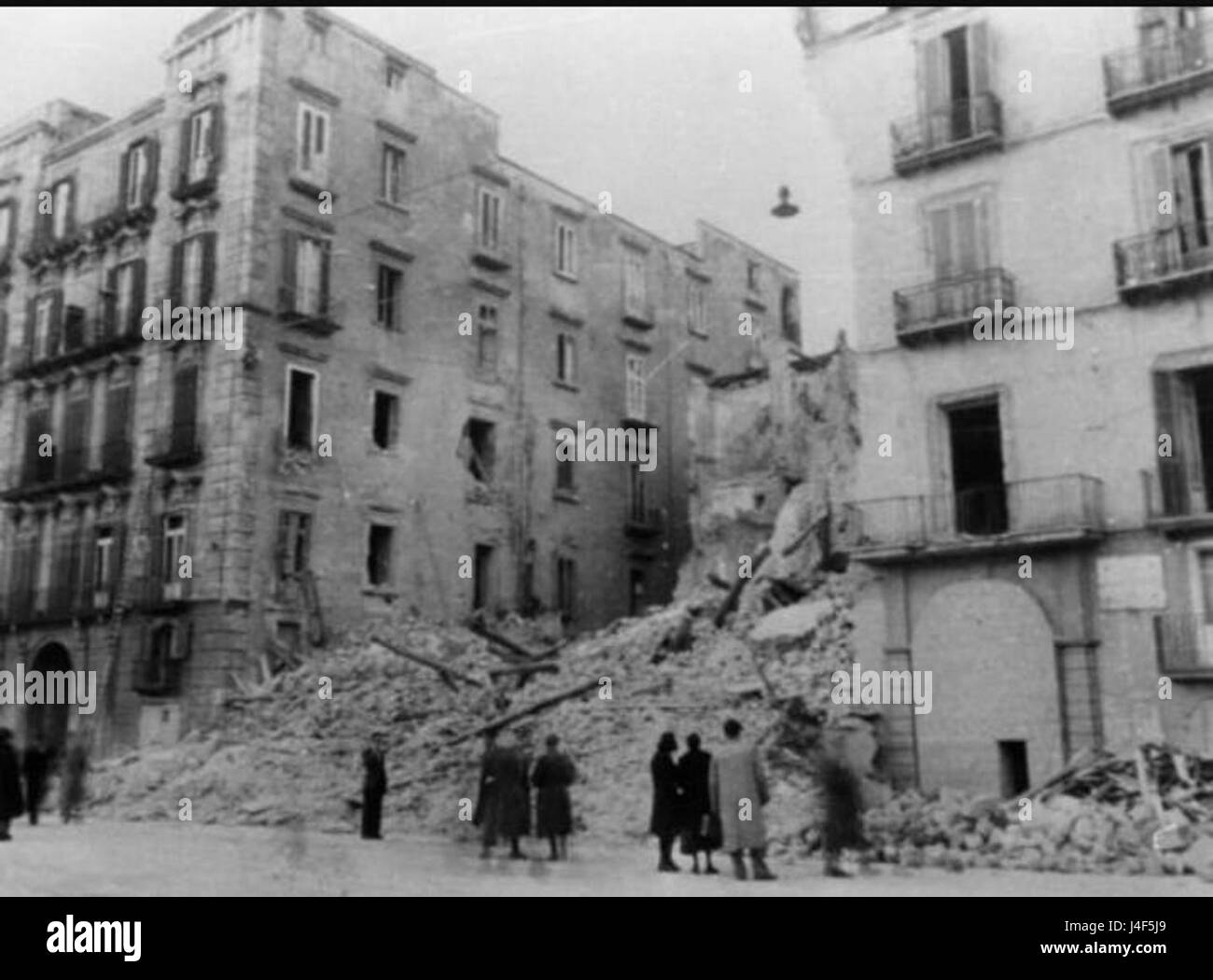 Napoli Via Medina 3 Stock Photo - Alamy