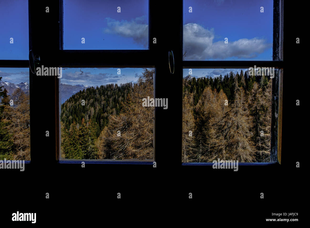 Inside Mountain Refuge High Resolution Stock Photography and Images - Alamy