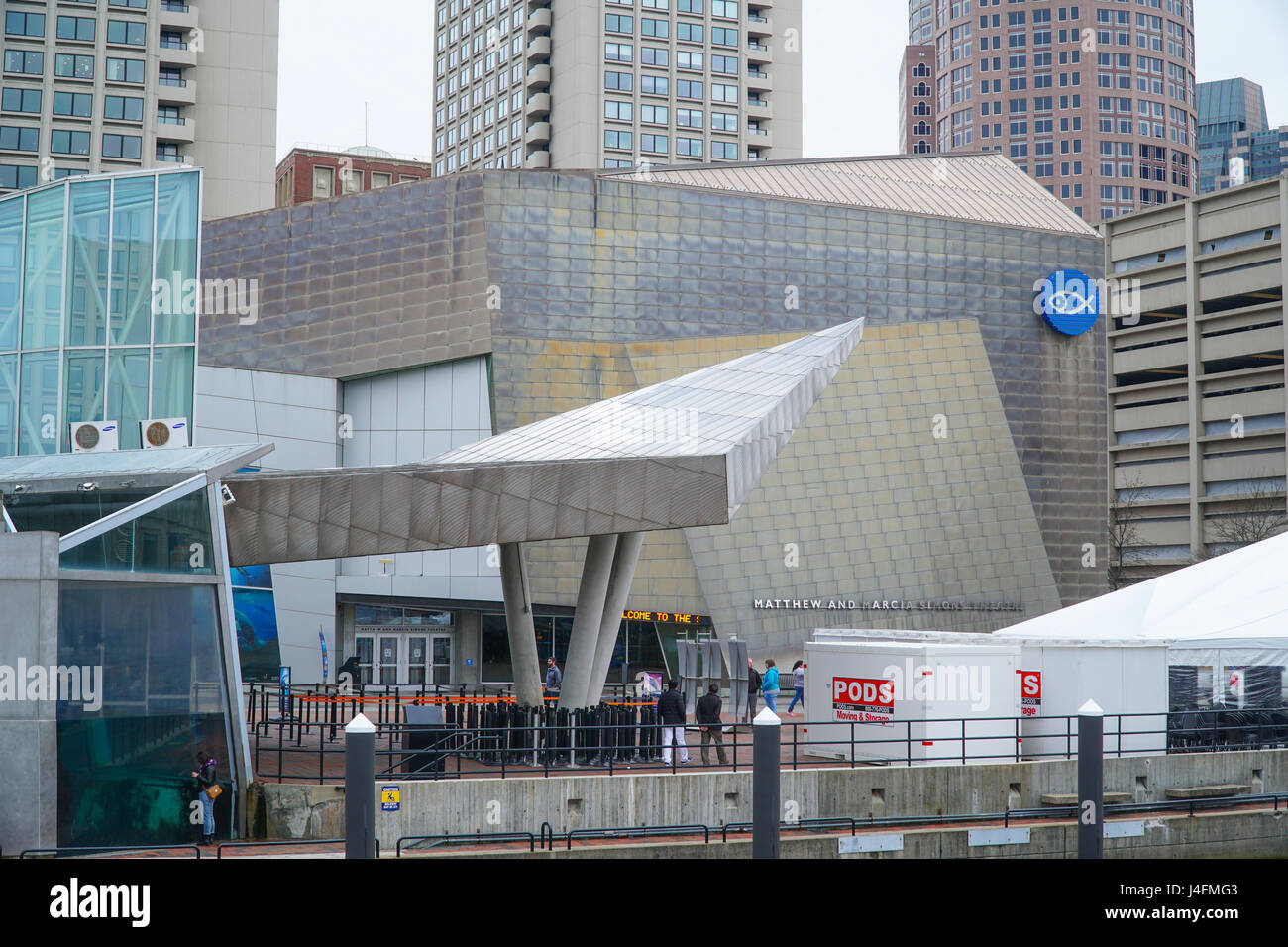 Imax Theater People Stock Photos & Imax Theater People Stock Images - Alamy