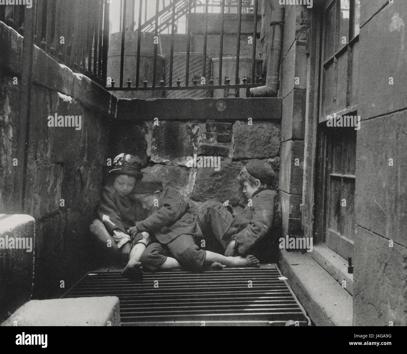 Sleeping, homeless children Jacob Riis Stock Photo - Alamy