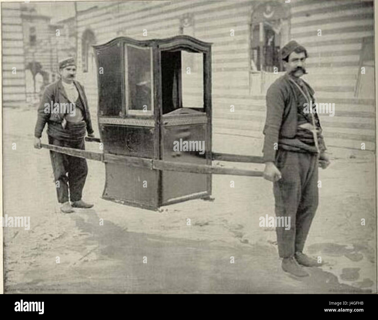 Historic sedan chair hires stock photography and images Alamy