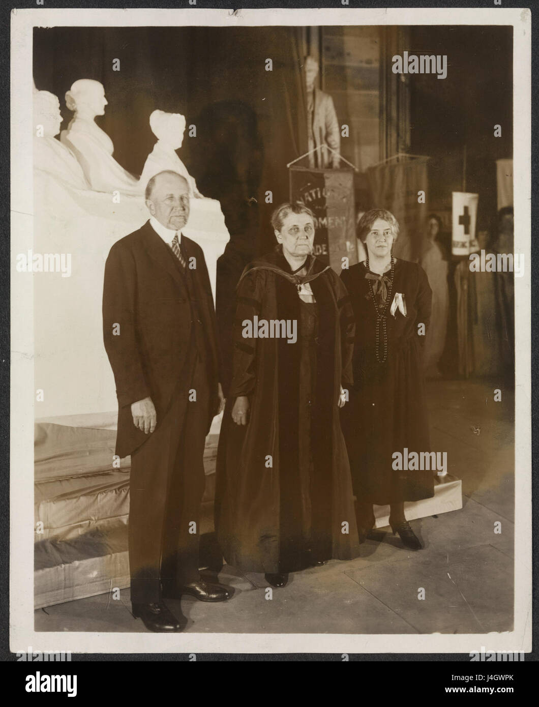 Speaker Gillette, Jane Addams and Sarah Bard Field 160056v Stock Photo