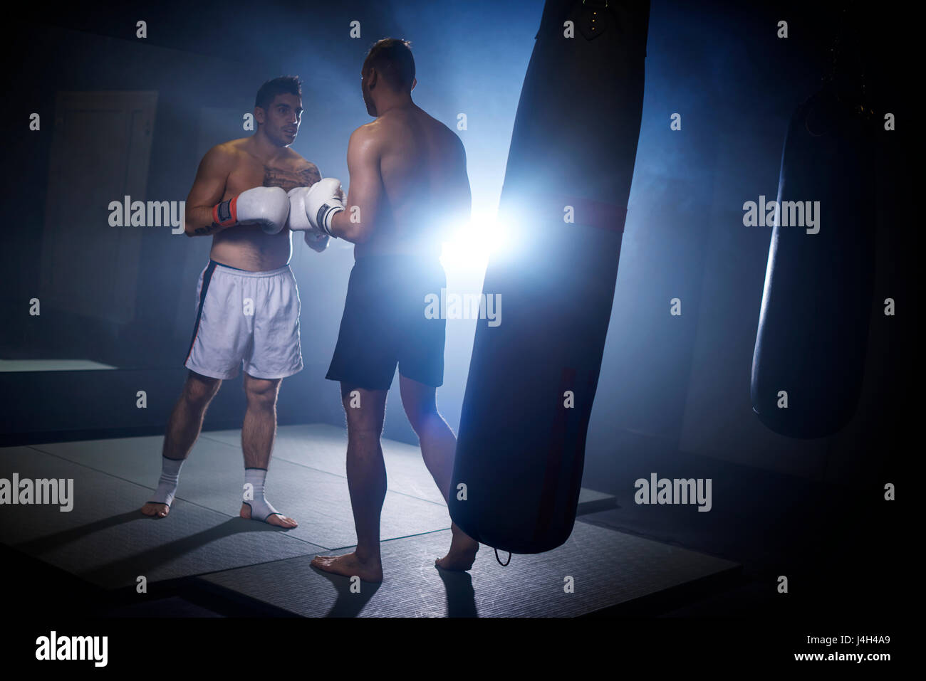 Barefoot Boxing Stock Photos & Barefoot Boxing Stock Images Alamy