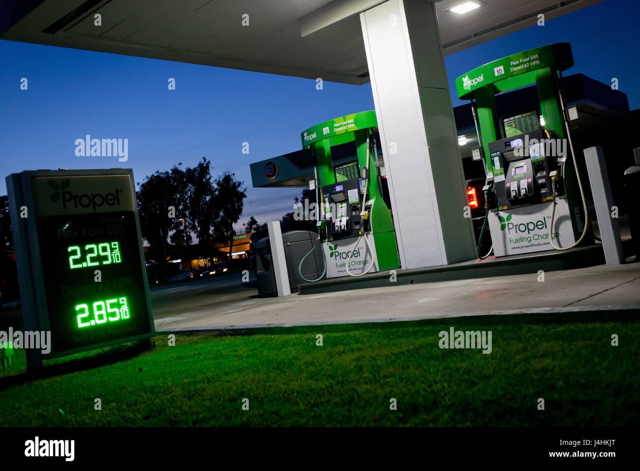 Propel gas station selling Flex Fuel E85 and Diesel HPR, aka renewable