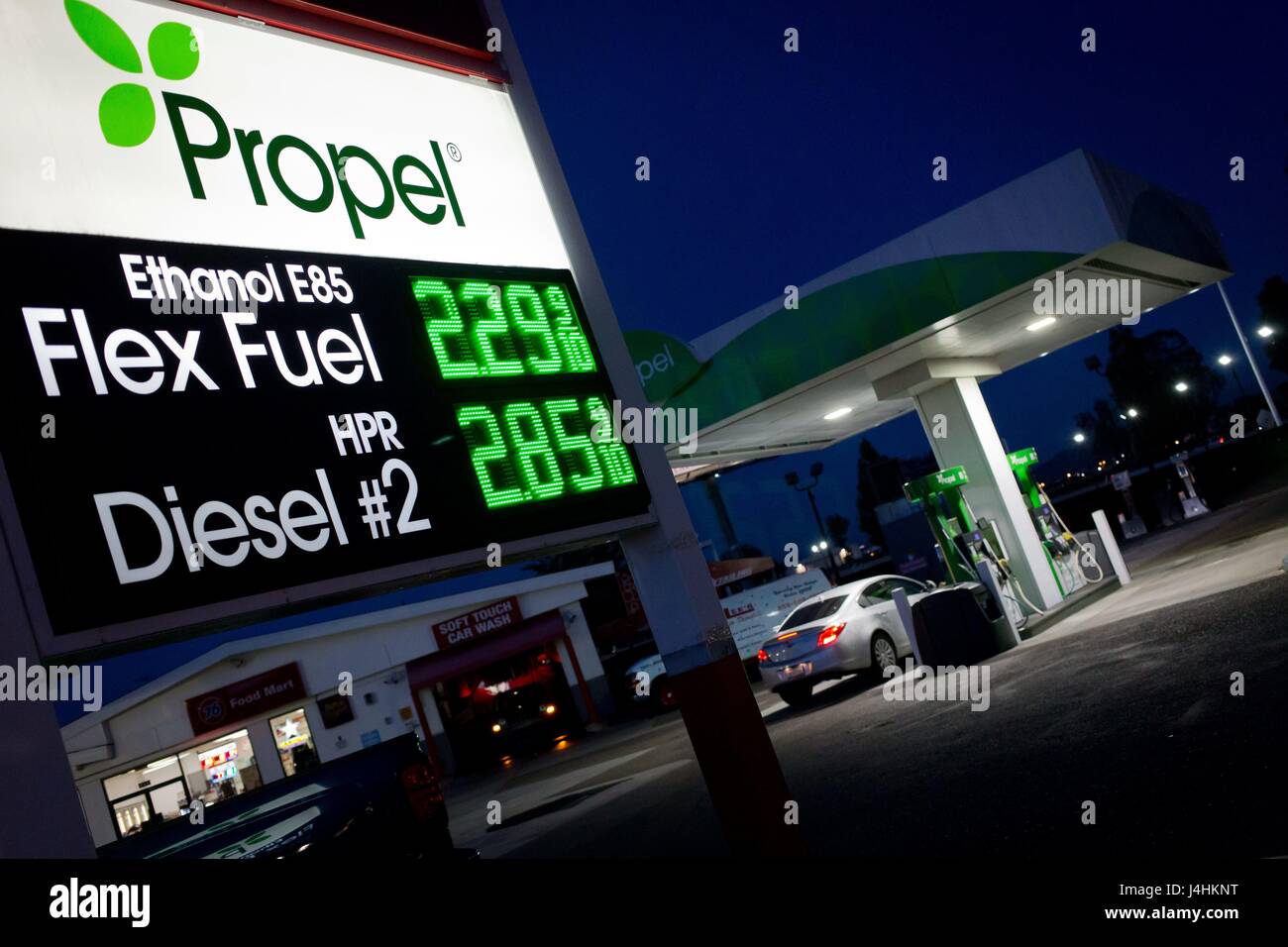 E85 flex fuel hires stock photography and images Alamy