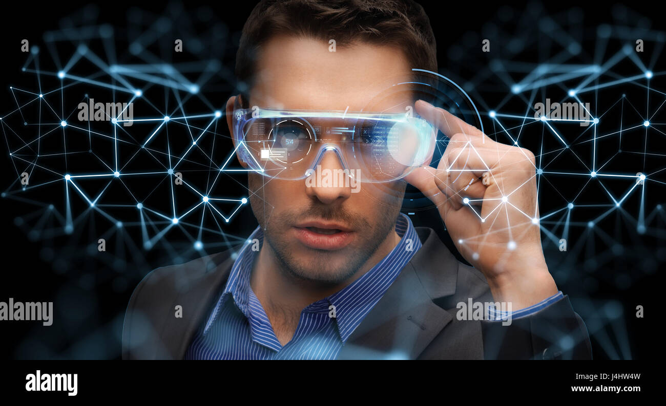 Virtual reality 3d eyewear hi-res stock photography and images - Alamy