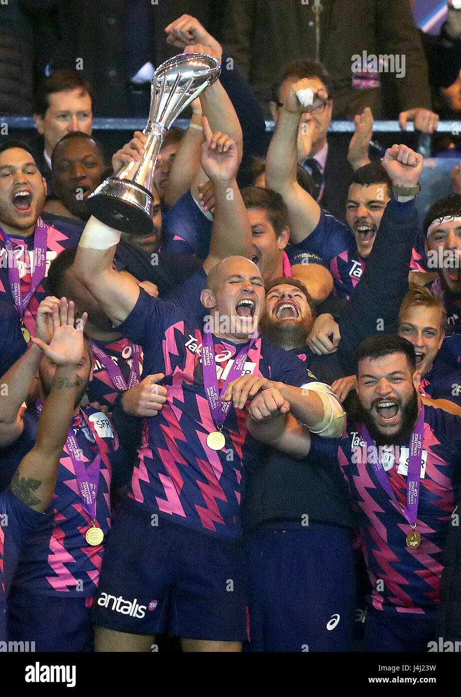 Stade francais sergio parisse celebrates hires stock photography and