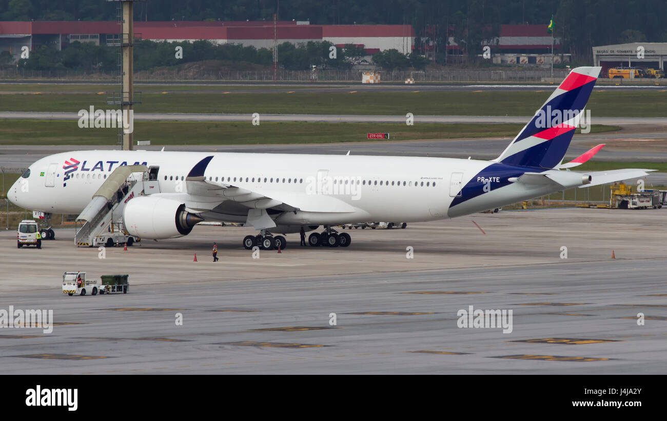Airbus a350-900 of LATAM Airlines at Guarulhos International Airport, Sao Paulo Brazil - 2016 Stock Photo