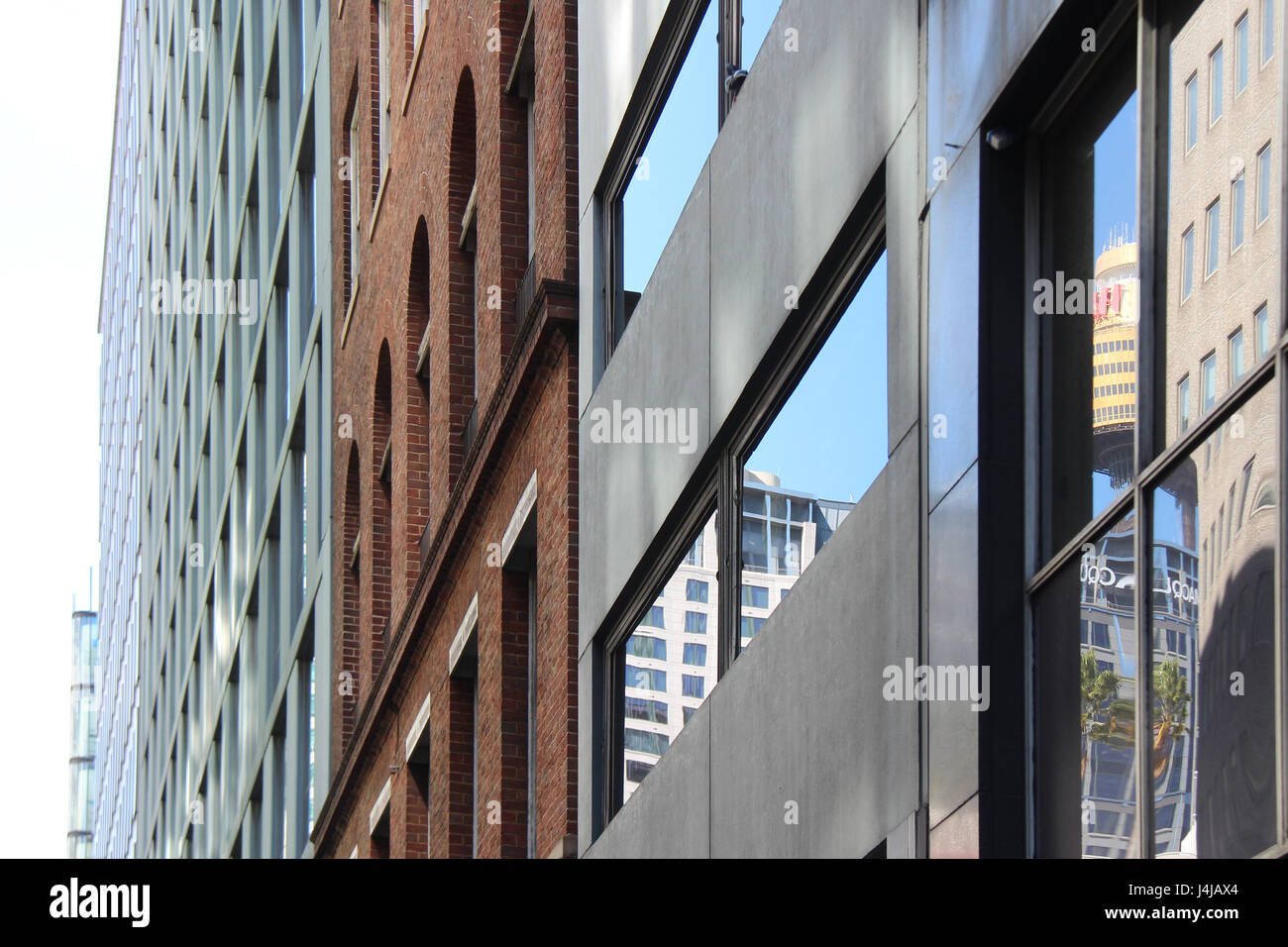 flats buildings on Street in Sydney (Australia Stock Photo Alamy