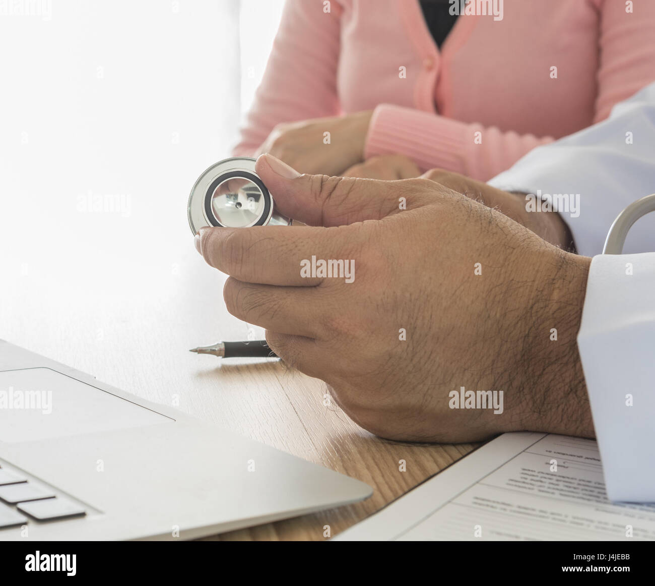Doctors use stethoscope inspect the patient Stock Photo Alamy