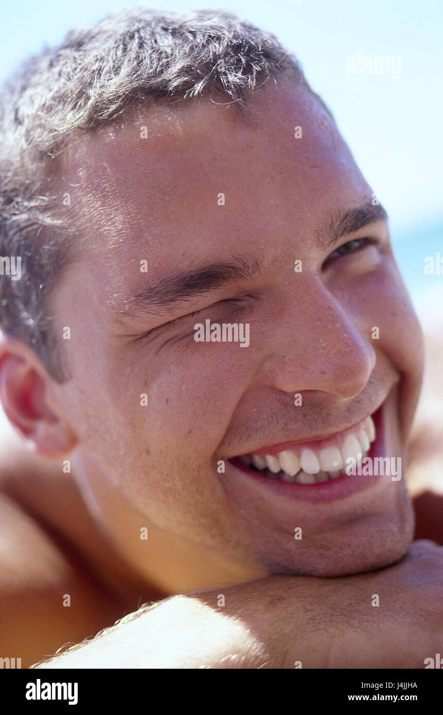 Beach wink High Resolution Stock Photography and Images - Alamy
